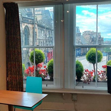 Royal Mile Apartment, 1 Minute From The Castle. Edinburgh Luaran gambar